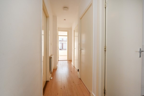 Medium property photo - Velpsestraat 107, 2573 SG Den Haag